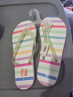 Old Navy Flip Flops